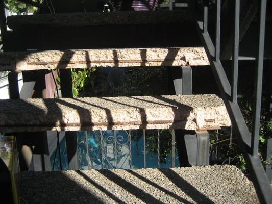 Replace broken pre-cast steps with new ones