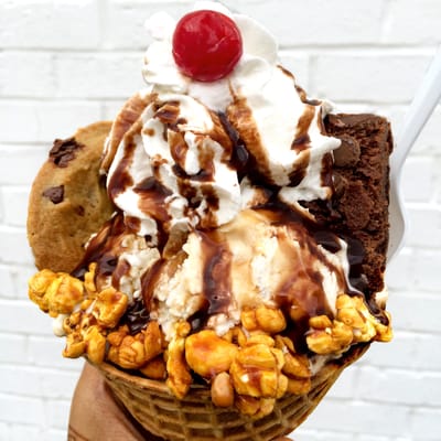 National Dessert Day at Scoops2u