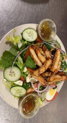 House salad with grilled chicken