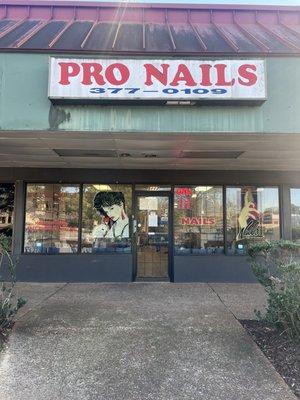 Pro nails  Phone number (901) 377-0109