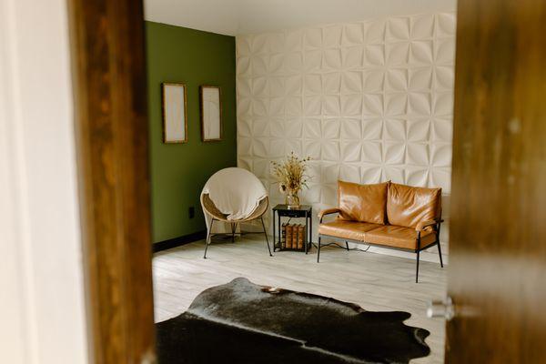 Welcome to The Curl Suite, located within Sudara Health & Beauty Suites.