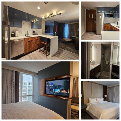 Room 1102 !! Amazing views, paintings and amenities !!