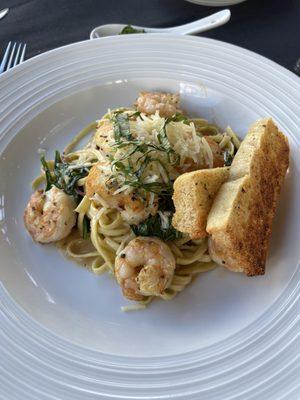 Seafood Linguine with Scallops and Shrimp