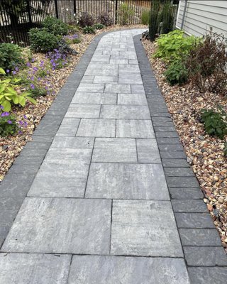 Walkway pavingstones (Limestone Blend)