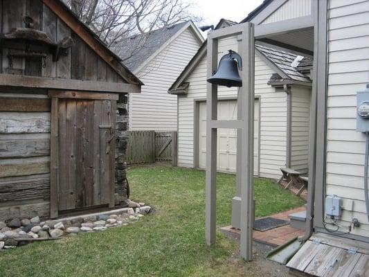 c.1840 log cabin