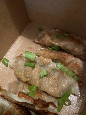 Ginger chicken potsticker