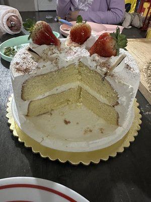 Tres leches horchata cake