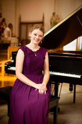 Lindsay Espeseth - Voice and Piano Teacher