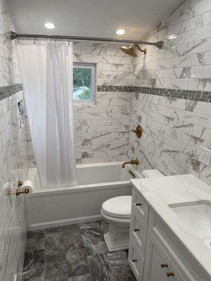 Bathroom remodel with schluter Kerdi waterproofing system