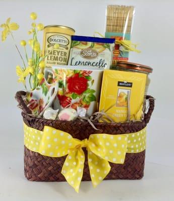 The gift basket that 2sisters sent my reception coordinator. Cute!