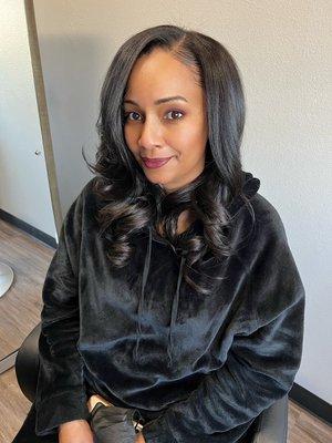 Silver Install Package 
3 Bundles of Loose Wave 
Traditional Sewin with leaveout