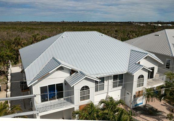 Standing Seam Roof
Fort Myers Beach, FL