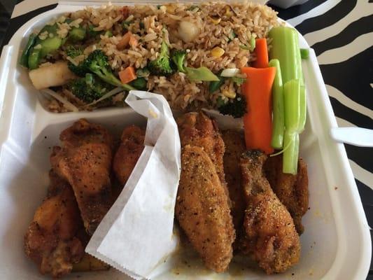 I always order this..Shrimp fried rice, lemon pepper wings, and garlic honey wings! Always on point! My favorite wing spot!