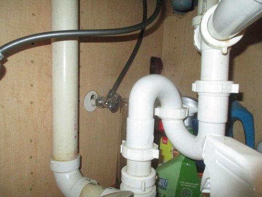 Plumbing S trap-this is illegal