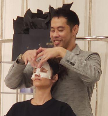 Jason Leong Clè Du Peau National Beauty Consultant showing us how to properly apply a mask.