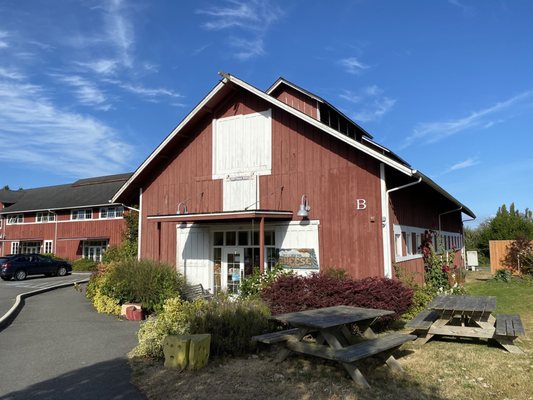 Greenbank Cheese, entrance