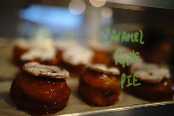 Apple pie donut