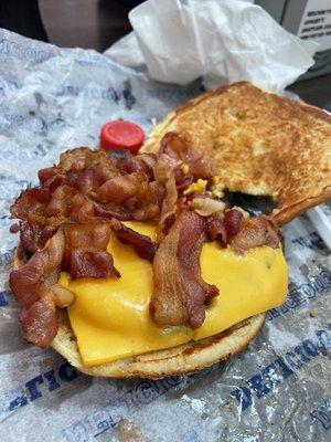 Bacon cheeseburger