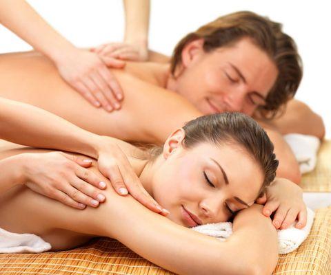 We offer Couples' Massages!