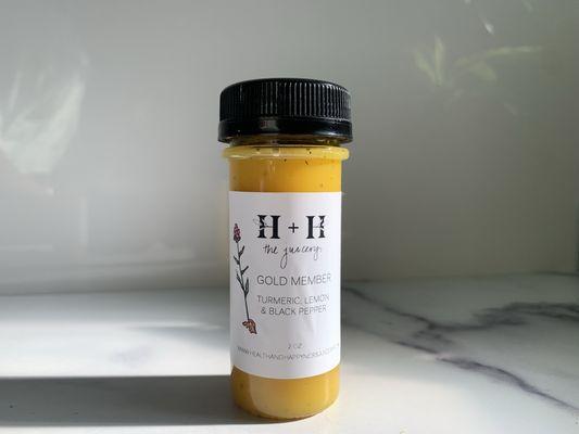 2 oz. Turmeric, Black Pepper & Lemon immunity booster.