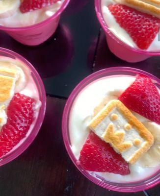 Strawberry Banana Pudding Cups