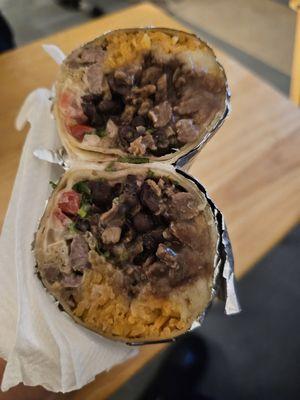 Carne asada super burrito