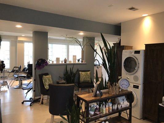 Cheveux Salon & Day Spa