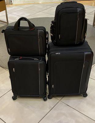 Tumi Arrive Collection