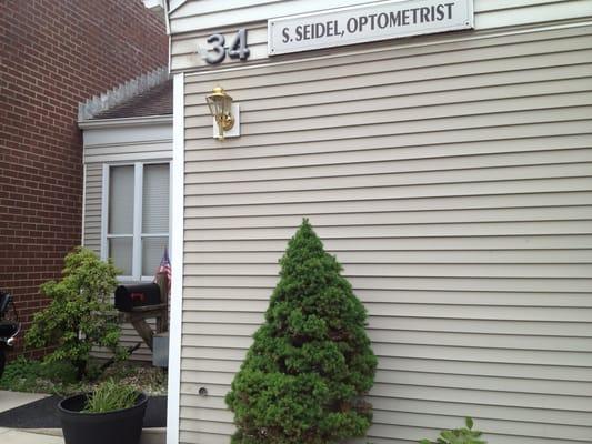 Dr. Seidel's office front.