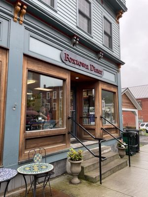 The entrance on the Main Street of Shelburne Falls.