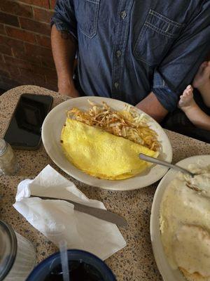 Britney Special Omelet with hash browns