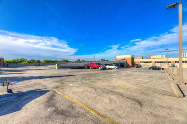 Hamline Park Plaza Auto Storage