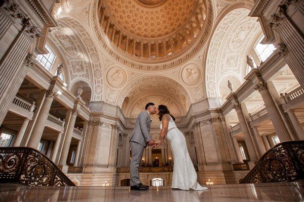 A winter wedding at San Francisco City Hall, photographed by Rachel Levine Photography.