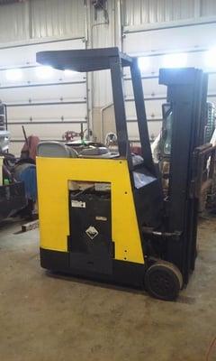 Forklift repair