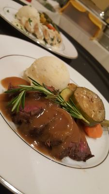 beef tenderloin - Autumn's Catering