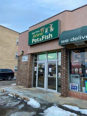 Oak Park Natural Pet and Fish