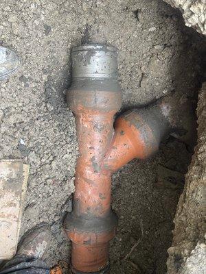 6" Clay sewer repair with a 6" Y.