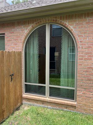 Arched Window Replacement with Energy Efficient Windows in the Lewisville, TX area