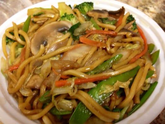 Veg lo mein