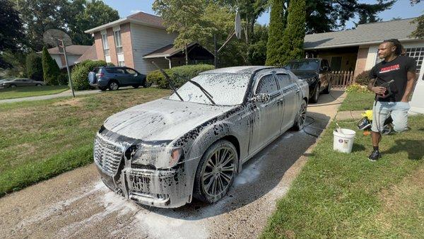 Decontamination foam bath