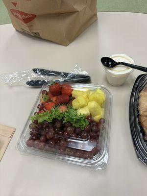 Fresh Fruit Bowl (310 cal) with dip