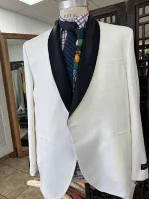 A new looks to a dinner jacket... now is a tuxedo coat