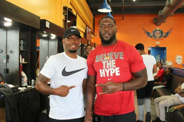 University of Texas legend and Tennessee Titans linebacker Brian Orakpo getting a cut at Generation's barbershop Pflugerville