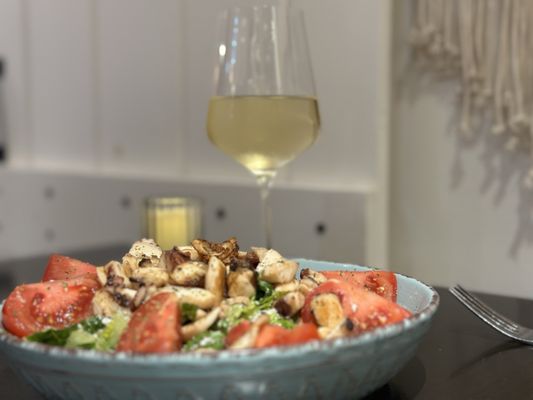 Theodora Salad & Sauvignon Blanc