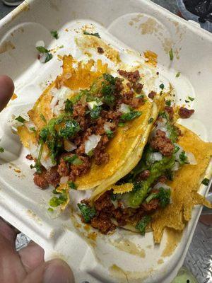 2 chorizo tacos