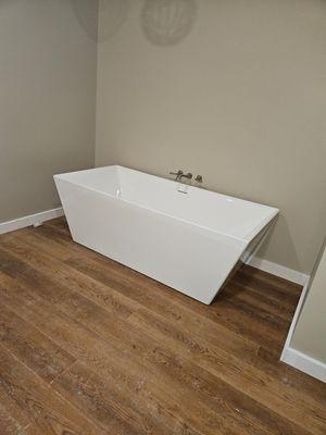 Freestanding tub inatall