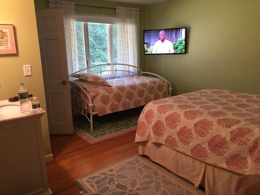 Blueberry Pines Bed & Breakfast