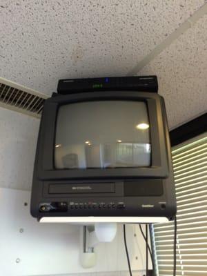 TV/VHS combo entertainment system