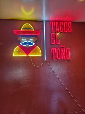 Inside tacos el tono