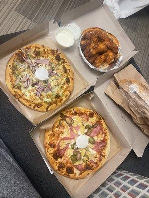 Pasta with Chicken Pesto, Hawaiian Pizza, Buffalo Wings